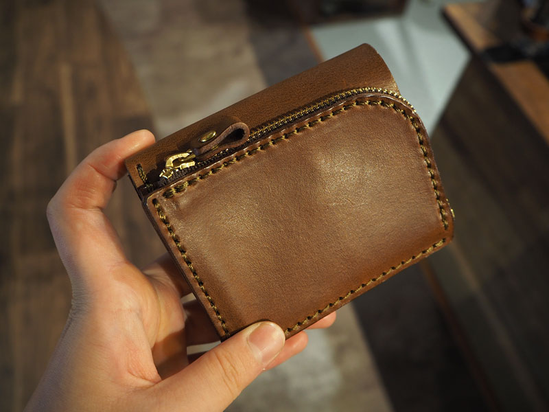 外付けライトウォレット 小銭入れ