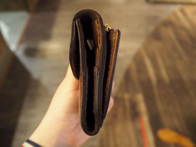 外付けライトウォレット 側面