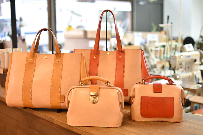 ヌメ革のトート&2wayバッグ