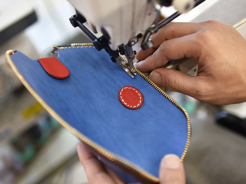 イレギュラー革の製作風景3