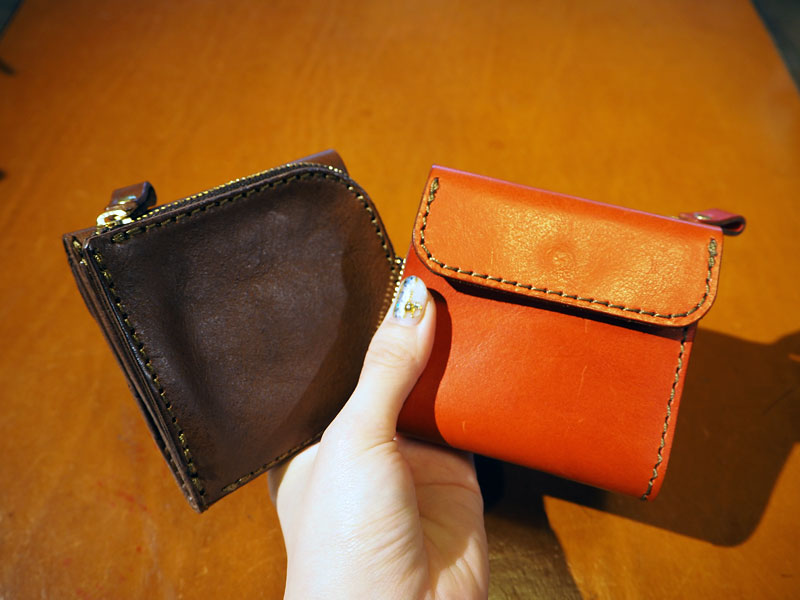 大阪店発の定番化=ライトウォレット!