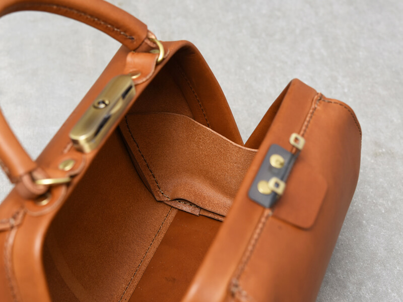 口枠ハンドバッグ(G-81) マチ