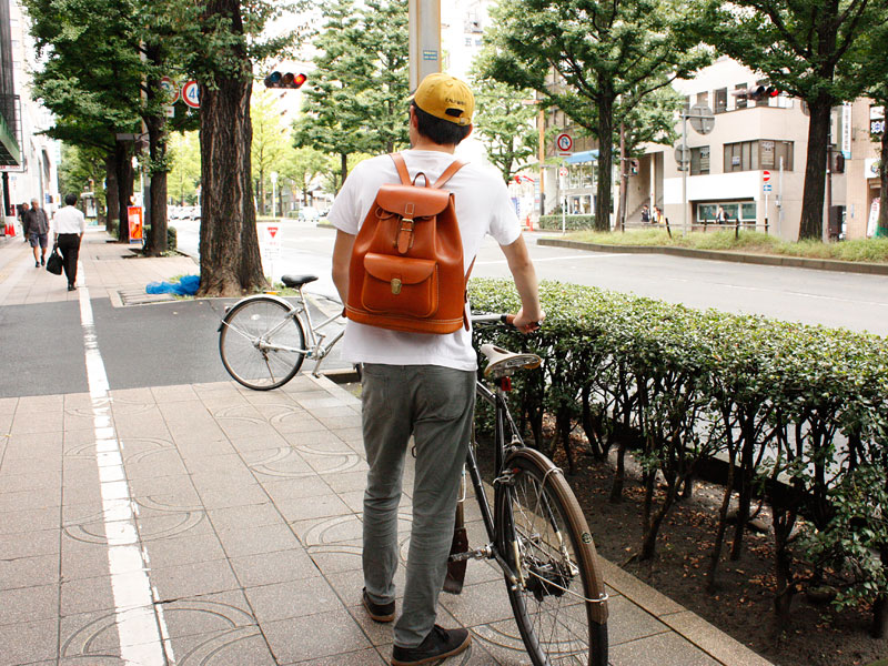 スタンダードなリュック(R-4) 総革