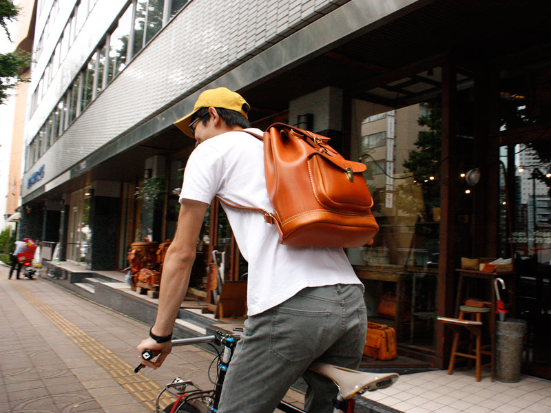 スタンダードなリュック(R-4) サイクリング2