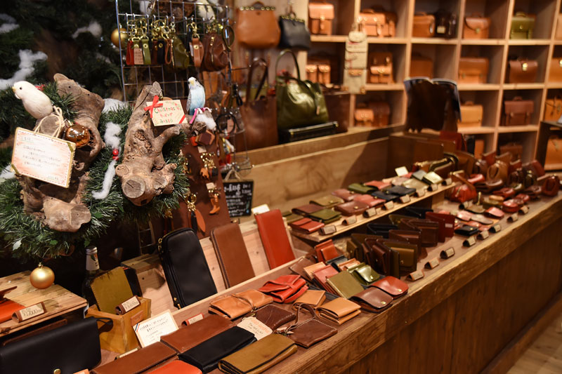 本店小物ディスプレイ