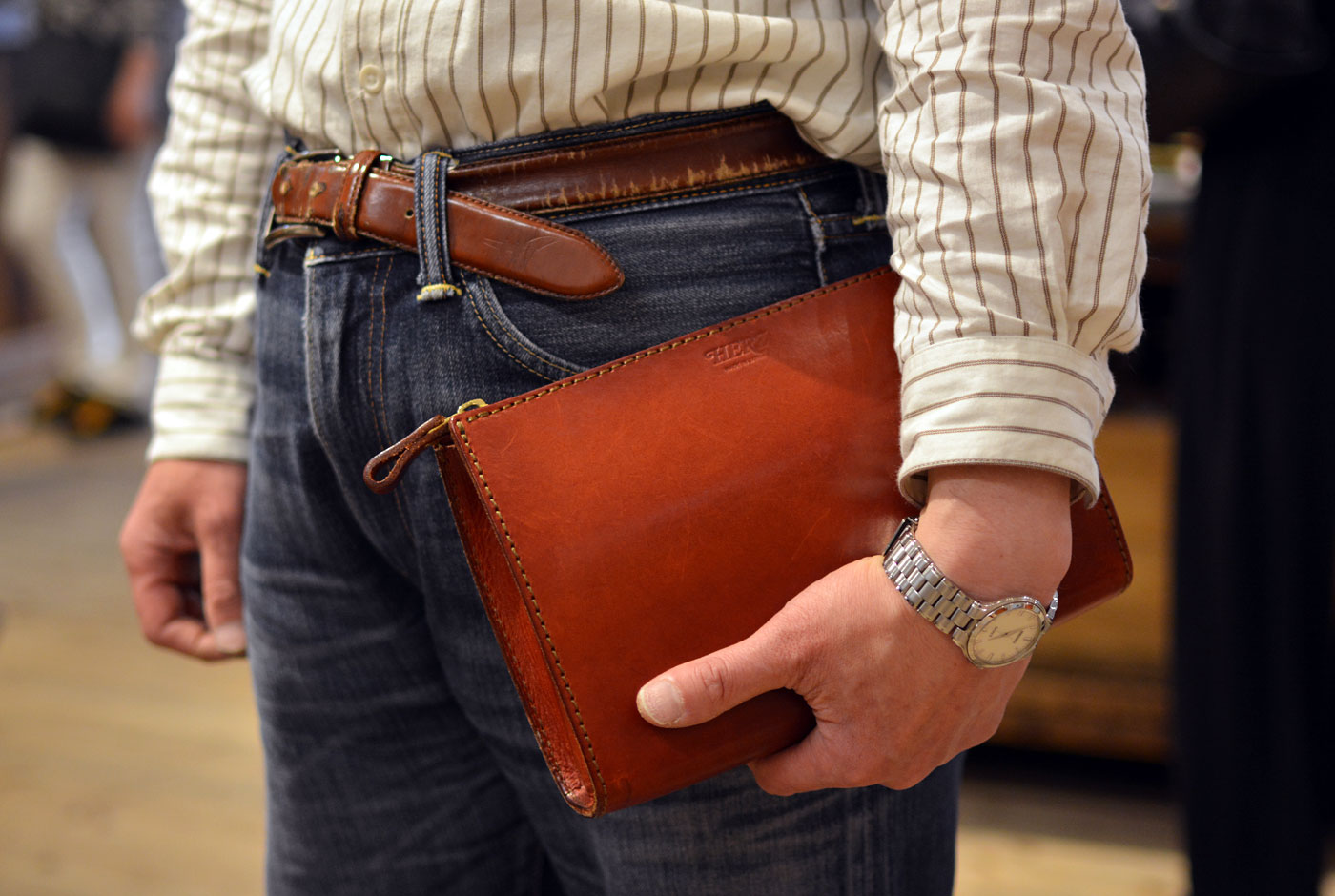 三角マチのセカンドバッグ(S-12) エイジングのレッド