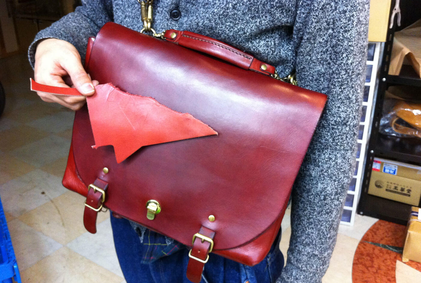 ナレッジバッグ(CW-137) エイジングのレッド