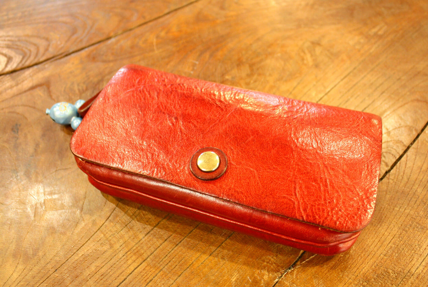 普段使いのトラベルウォレット・長財布(WL-104) エイジングのレッド