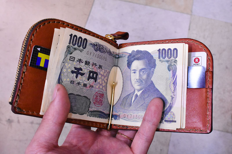 マネークリップ 収納例