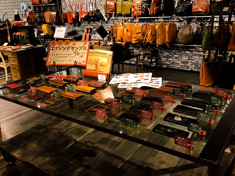 春財布エイジングサンプルリレー 大阪店