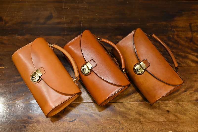 プリンショルダー キャメルのエイジング比較