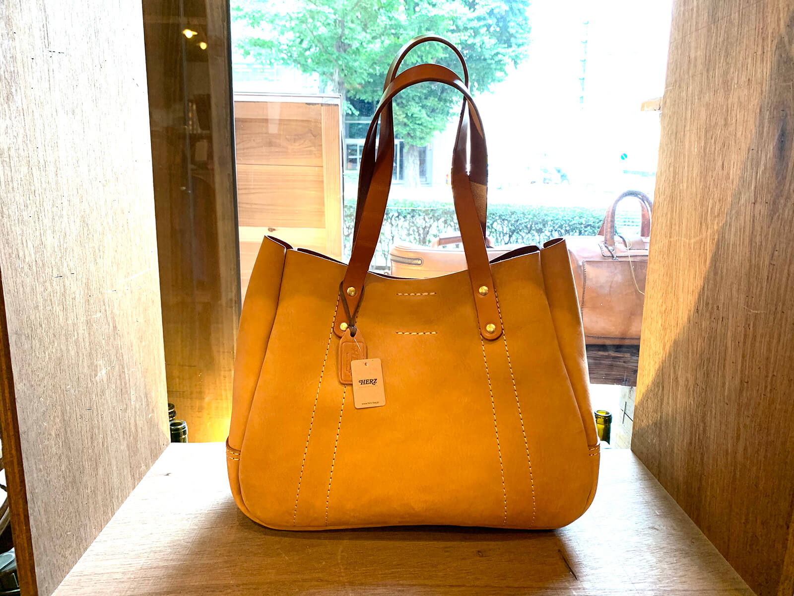 ウーマントート(T-10)