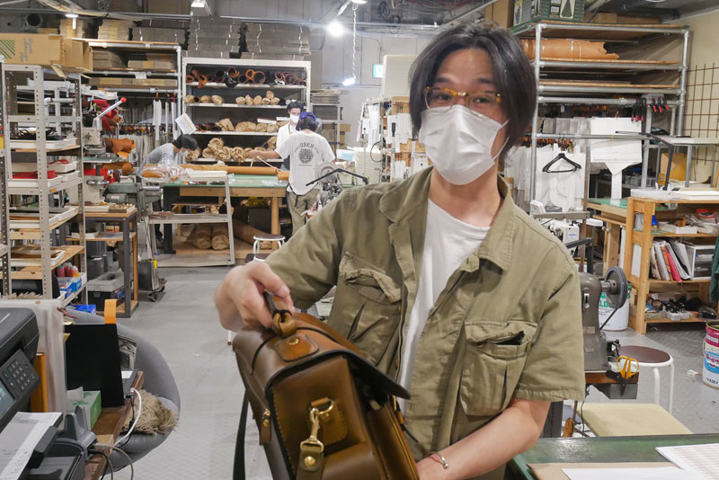 大阪店店長の高橋