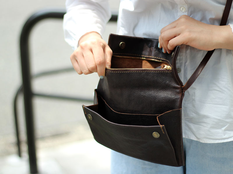 ショルダーバッグ(G-73) 取り出し