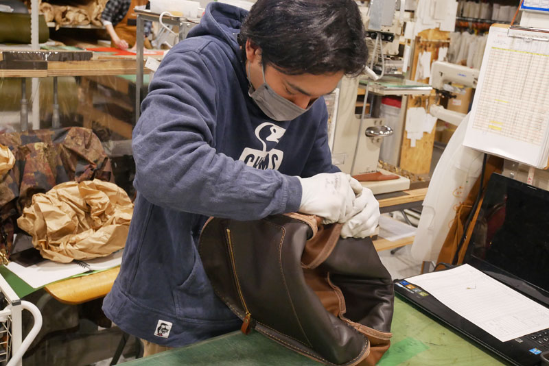 大阪店の工房の様子3