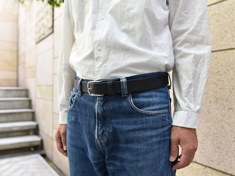 サイズオーダーで作るレーザベルト(BELT-2101) メンズ着用
