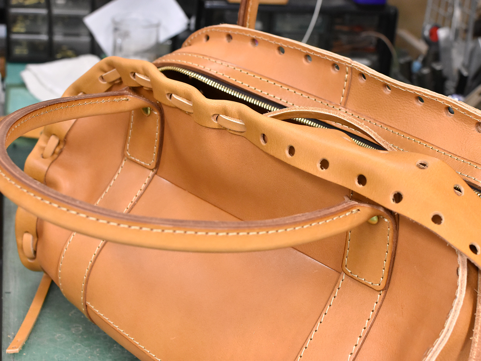 創業当初から続く、からげのボストンバッグ(A-24)