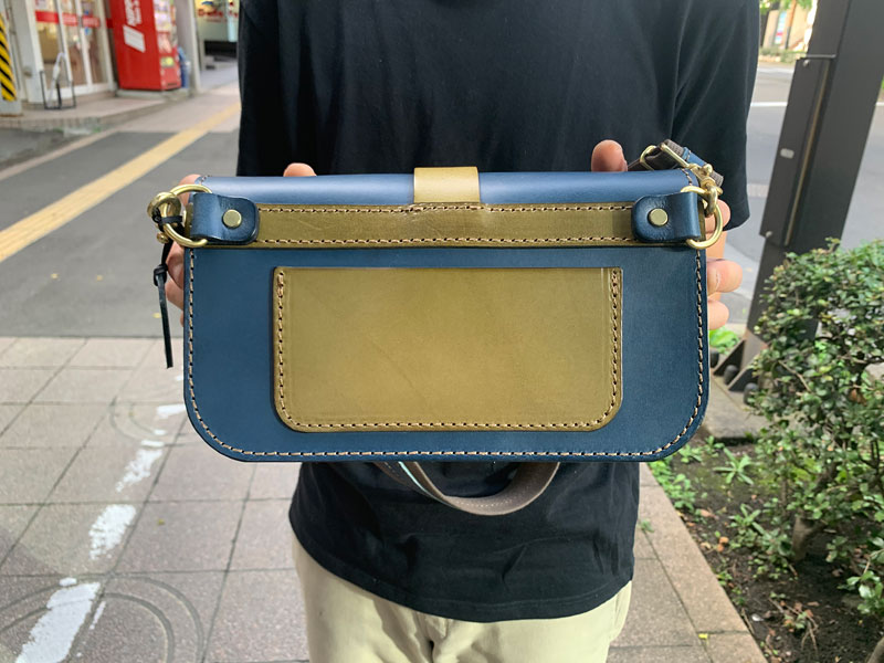 一本ベルトのクラシックボディバッグ(F-4)　ネイビー仕様2