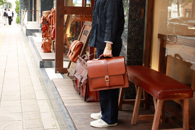 1本ベルト3wayビジネスバッグ(BC-4) 手持ち