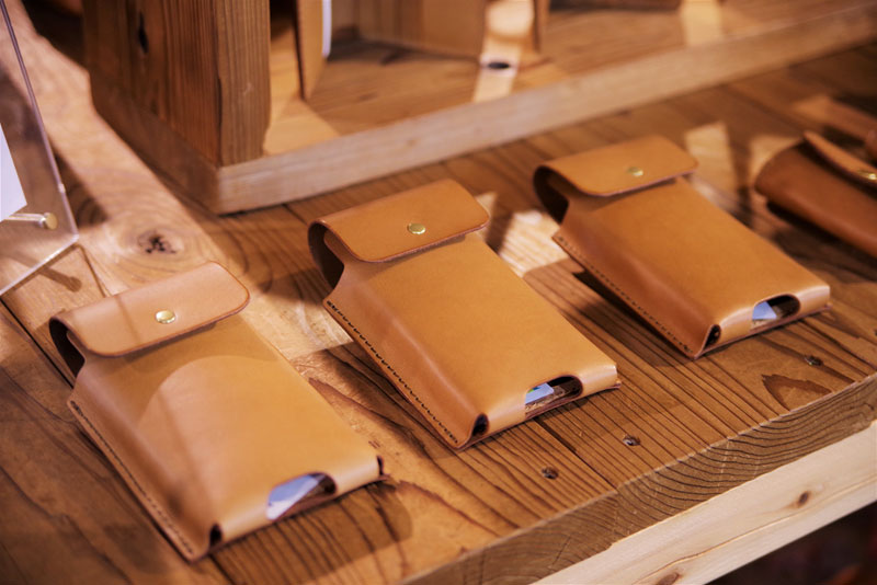 マルチスマホケース(KM-1) カフェモカ仕様