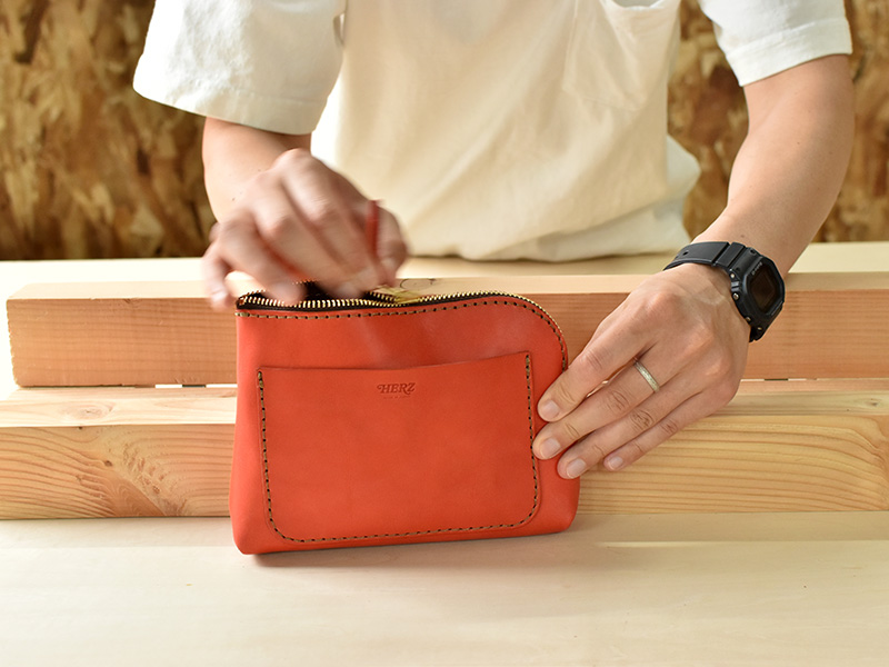 マチ付きポーチ(KF-114)Mサイズ収納5