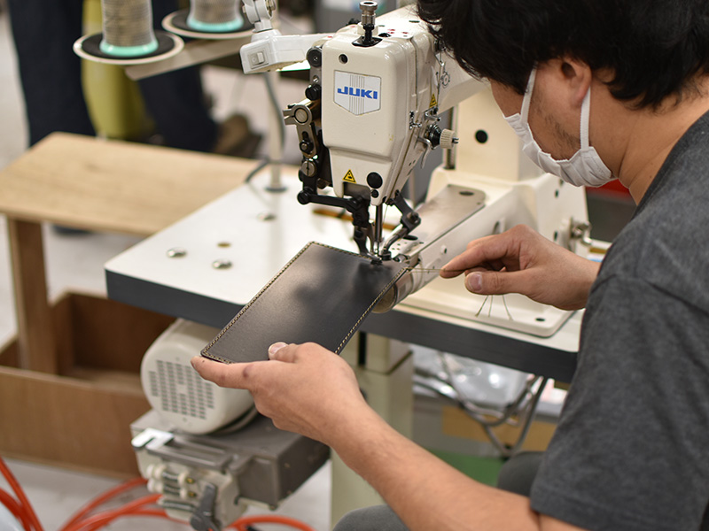 縦型ランドセル・玉縫い(R-51-A)グリーン製作の様子1