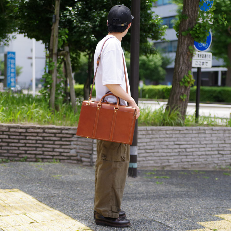 仕切り付きビジネスバッグ(AI-2318) メンズ肩掛け2