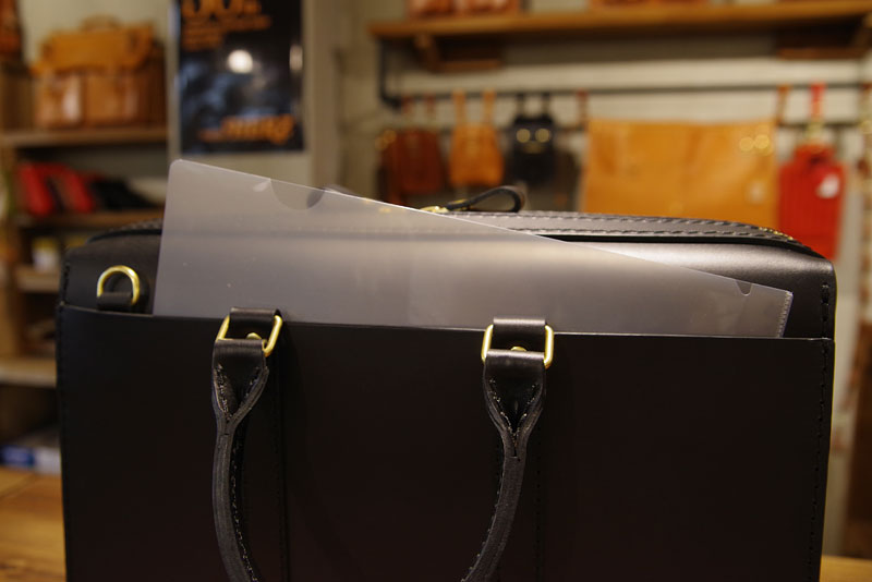 仕切り付きビジネスバッグ(AI-2318) A4クリアファイル収納