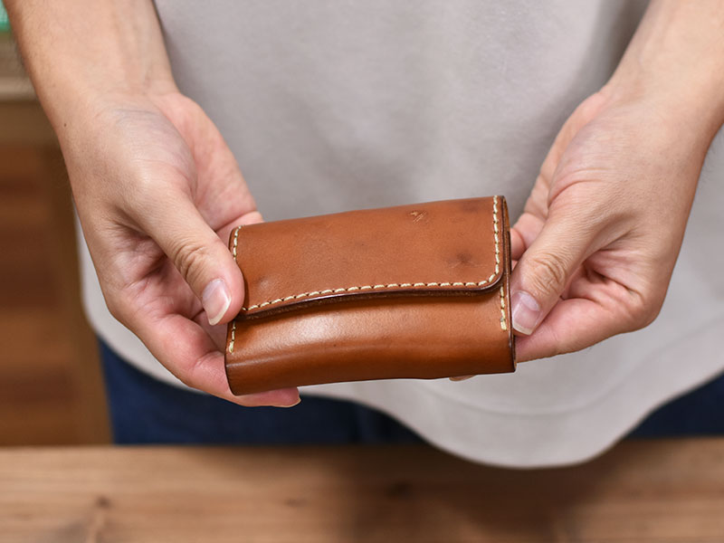 カード型のキーケース・4連(AI-2309)収納完了