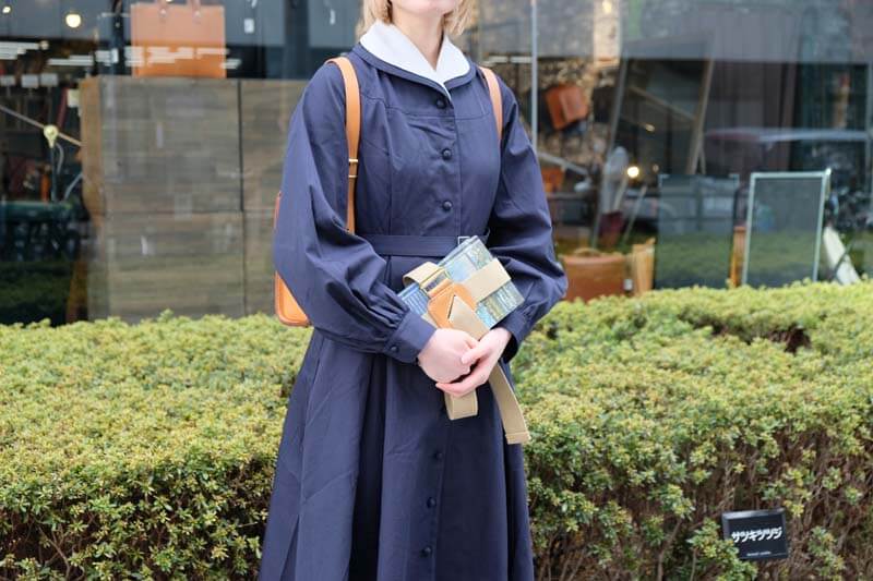 ブックバンド(AI-2337) 着用例