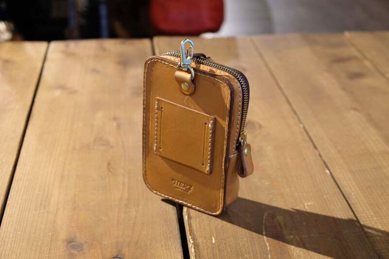 マルチポーチ(AI-2332) 後面