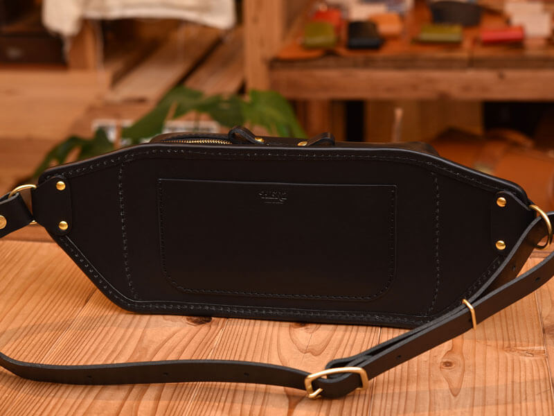 ライダーバッグ　後面