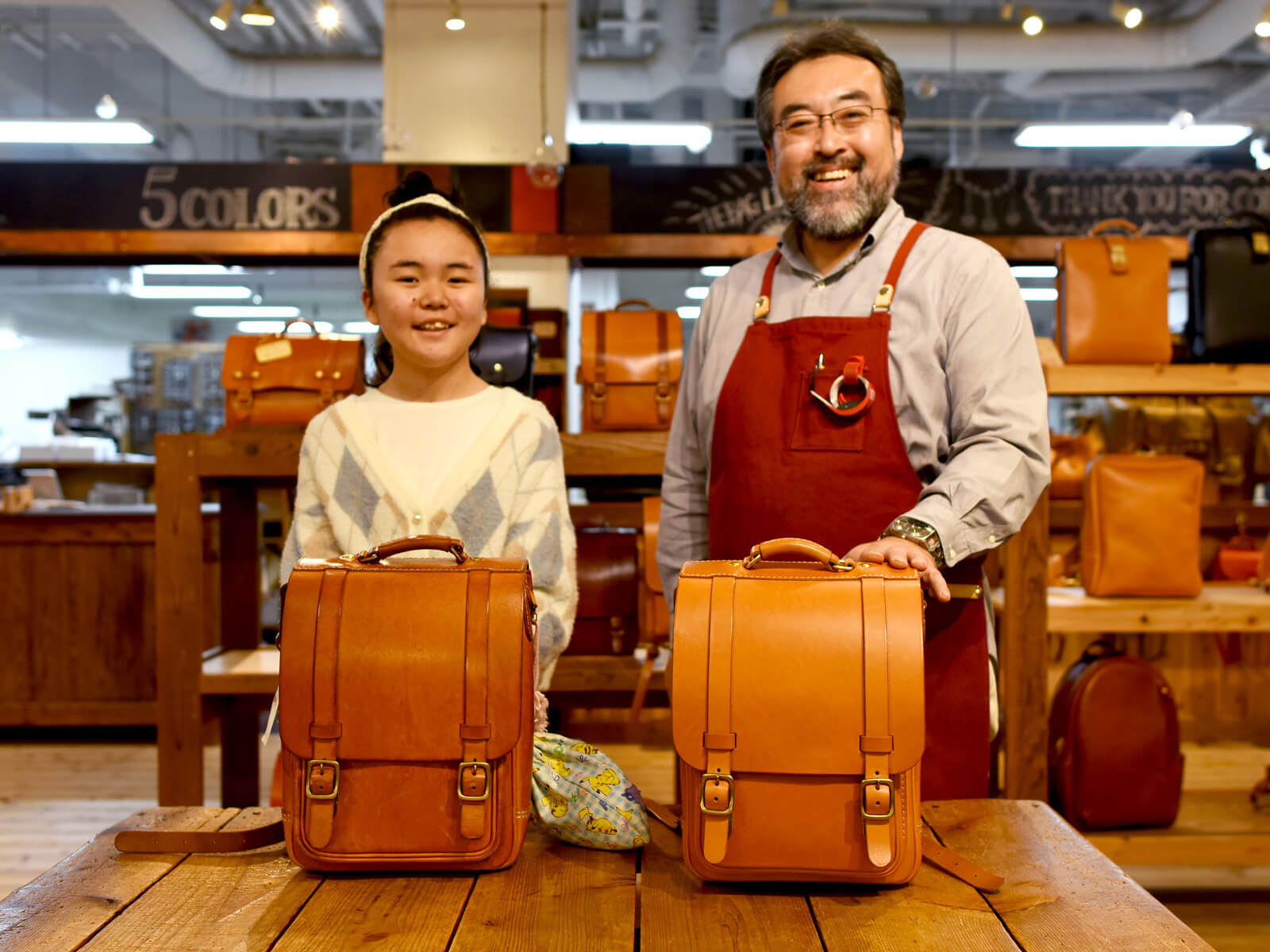 愛用者インタビュー「見た瞬間に一目惚れしたランドセルと6年間の愛用エピソード」