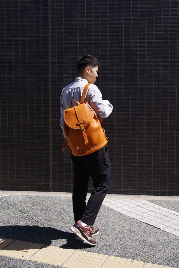 1本ベルトリュック(R-5) メンズ着用3