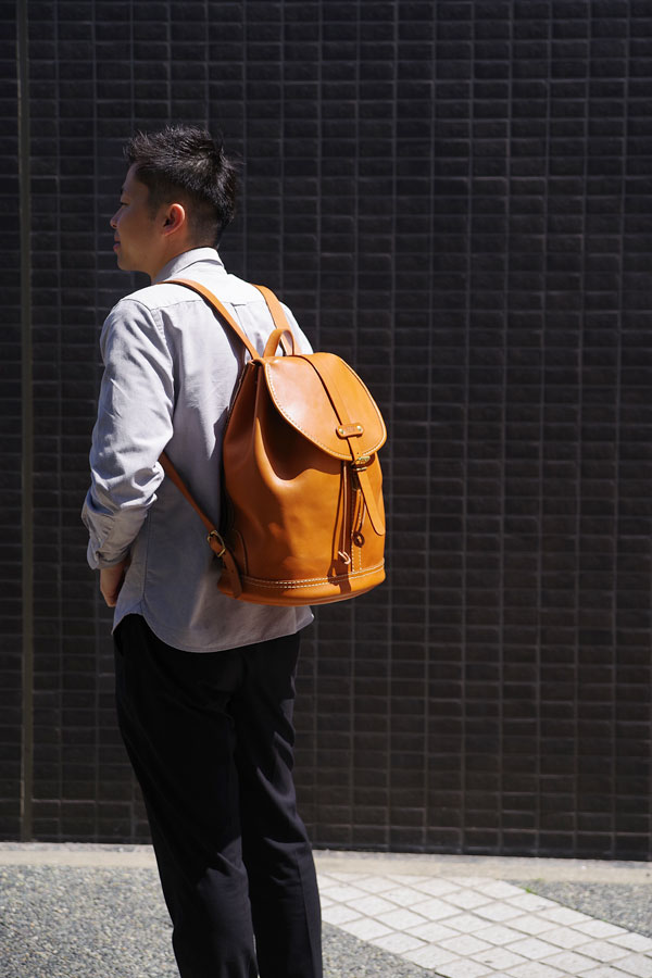 1本ベルトリュック(R-5) メンズ着用2