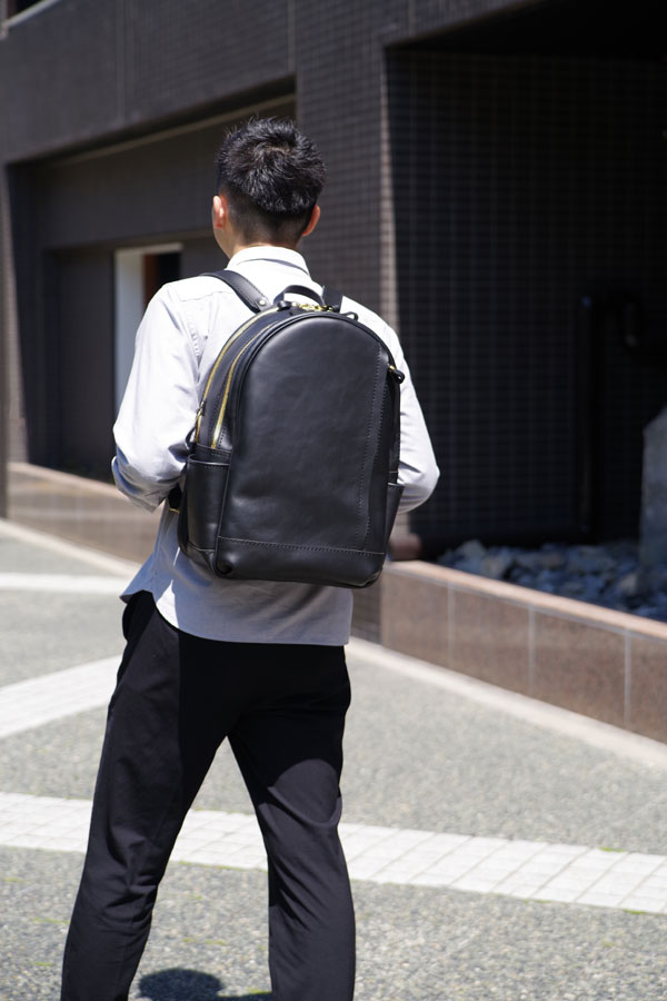 多機能デイパック(R-21) メンズ着用