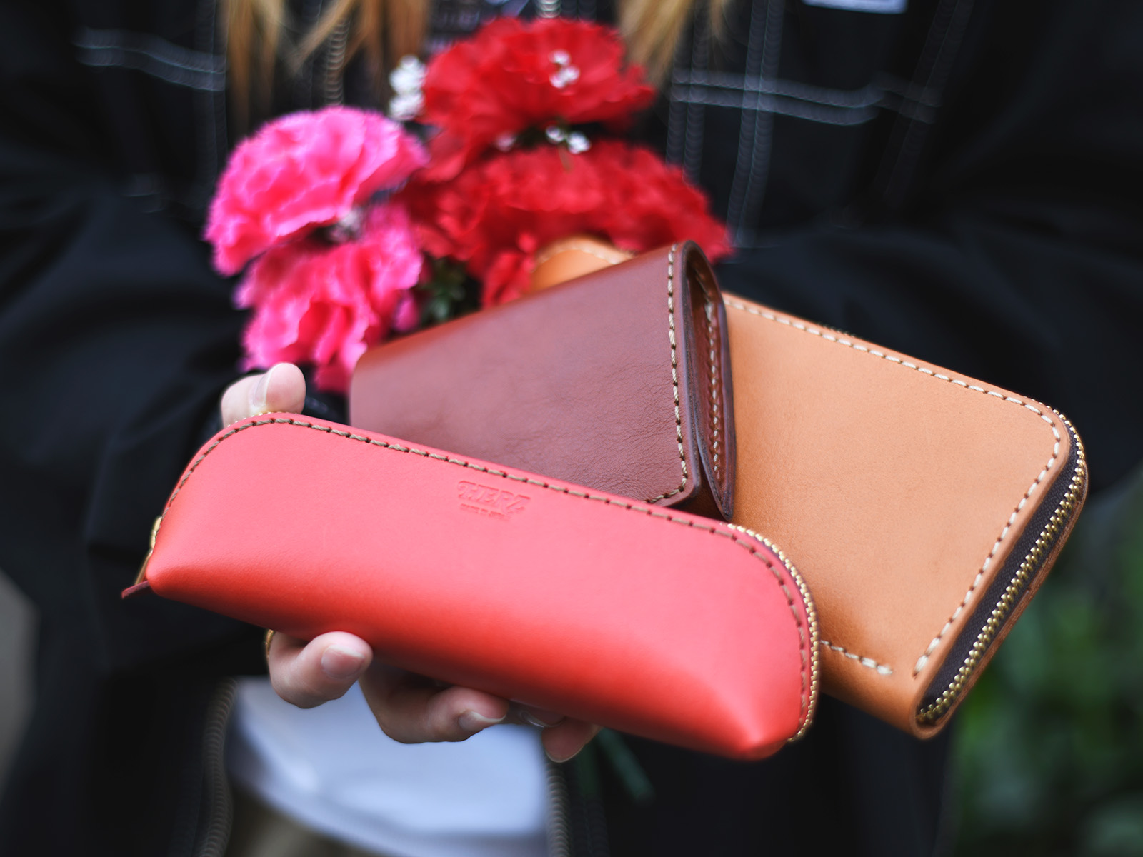 母の日ギフトにおすすめのバッグと革小物特集2025