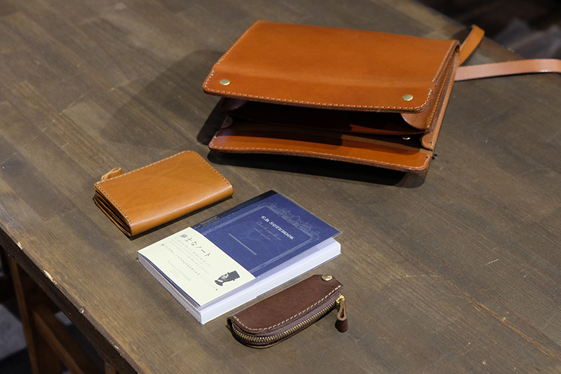 ヒラクポシェット(BE-2535)　収納2