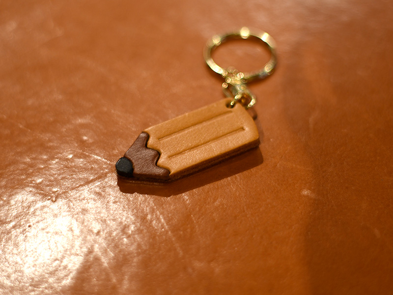 鉛筆キーホルダー(BE-2502)キャメル