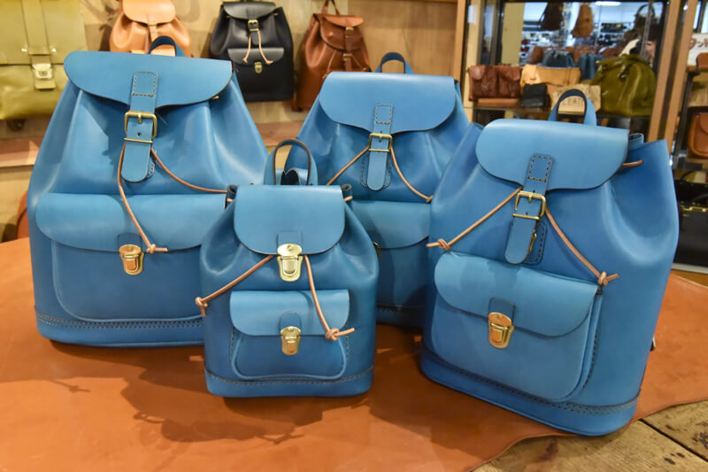 本店セルリアンブルーのラインナップ8