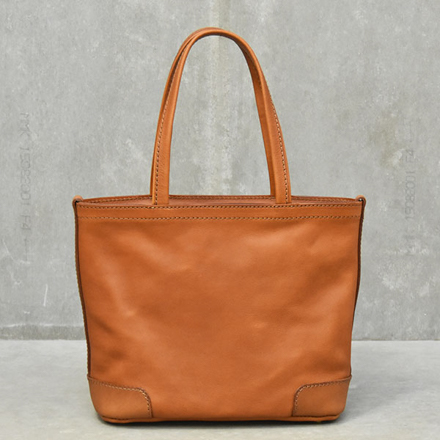 肩掛けファスナートート