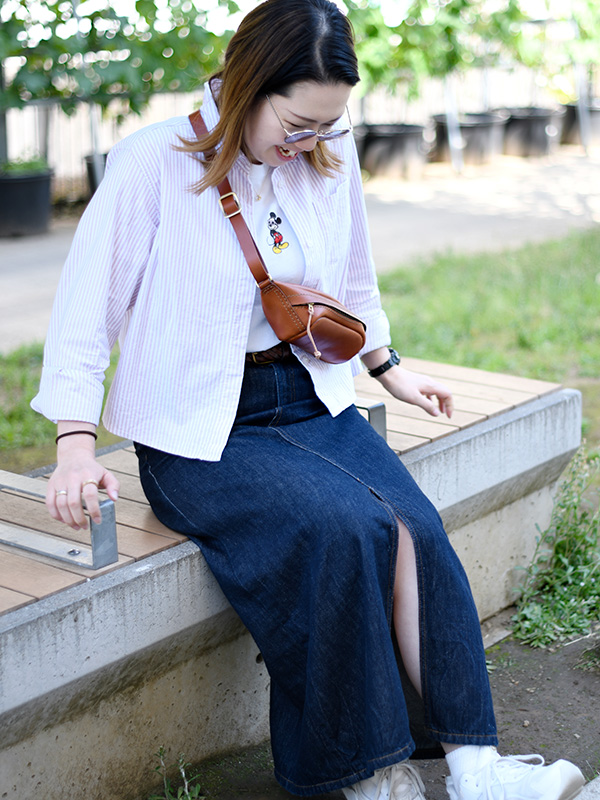 B.L.T(SND12-03)チョコを着用する下川3