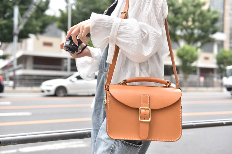 一本ベルトのカメラショルダーバッグ(ASB-2529)_1