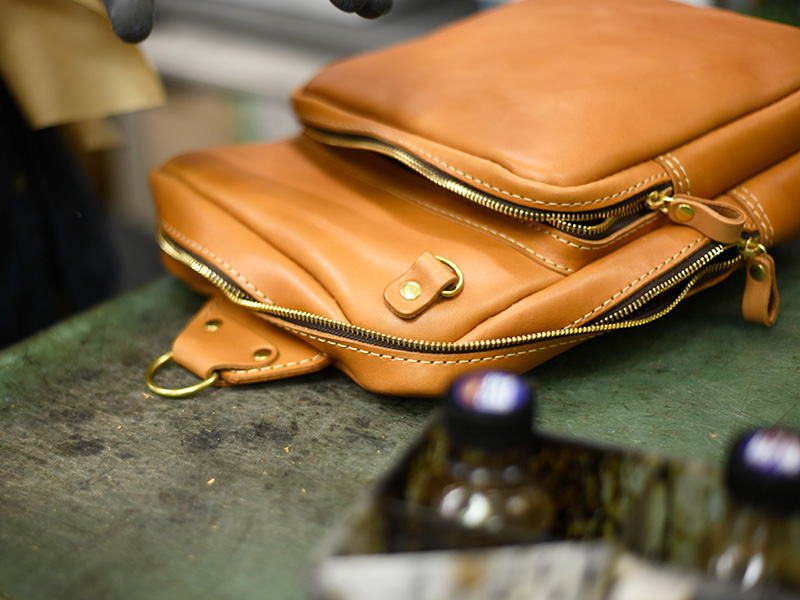 スクエアボディバッグ(ASB-2506)製作風景7