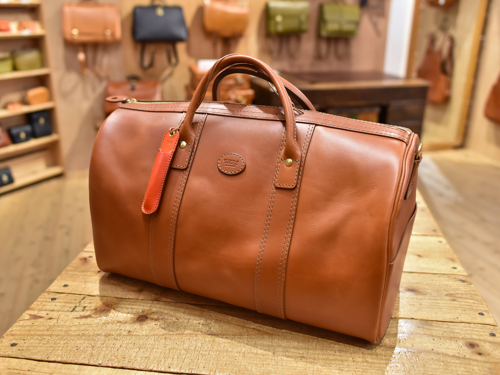 ドラマ『もしもこの世が舞台なら楽屋はどこにあるのだろう』にヘルツ製品が使用されています