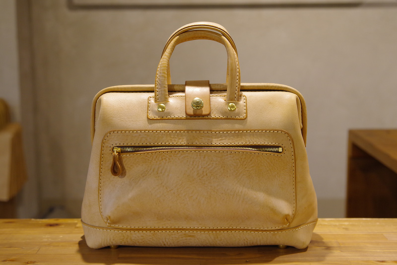 ふんわり口枠ボストンバッグ(V-39)