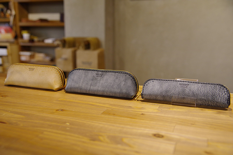 アラスカのペンケースたち