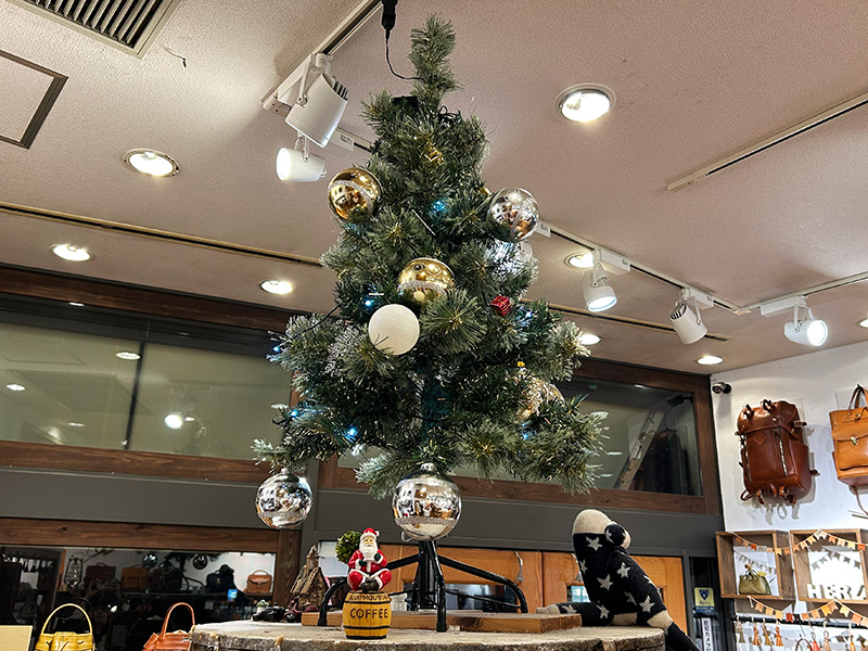博多店クリスマスディスプレイ1