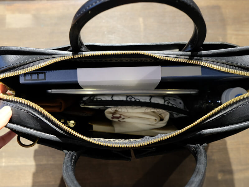 BW-20のメインポケット収納例2