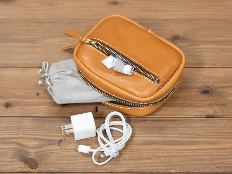 2way縦横ベルトポーチ(E-118)　収納例